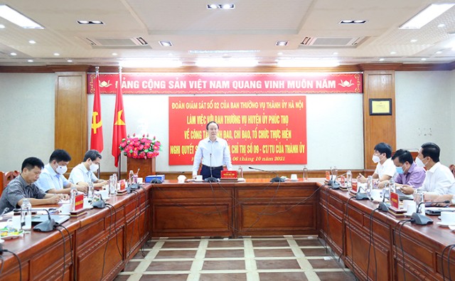 Giám sát công tác giải phóng mặt bằng và cấp giấy chứng nhận quyền sử dụng đất tại Phúc Thọ